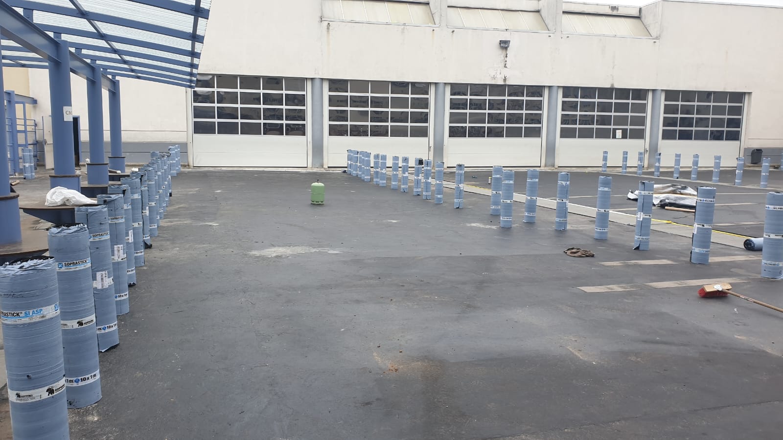 Pose d'étanchéité sous asphalte, photo 2